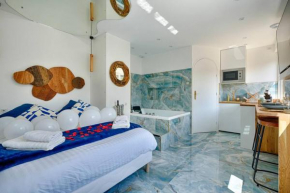 welcome to Santorini